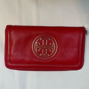 COPY - Tory Burch zip around wallet